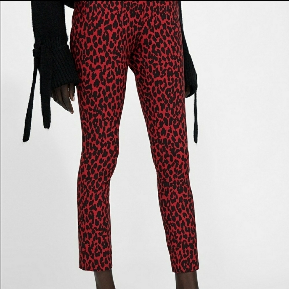 ZARA  PANTS SIZE XS